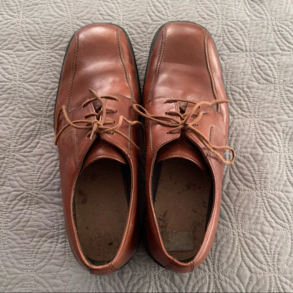 Brown Men’s Rockport Oxford Dress Shoes